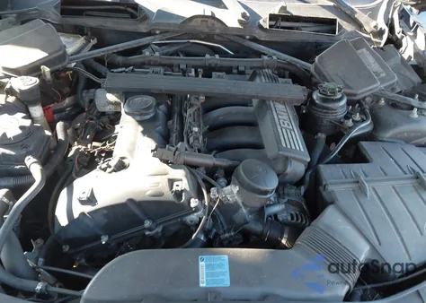 2011 BMW 328I xDrive z USA, uszkodzony, nr VIN WBAPK5C58BA660441